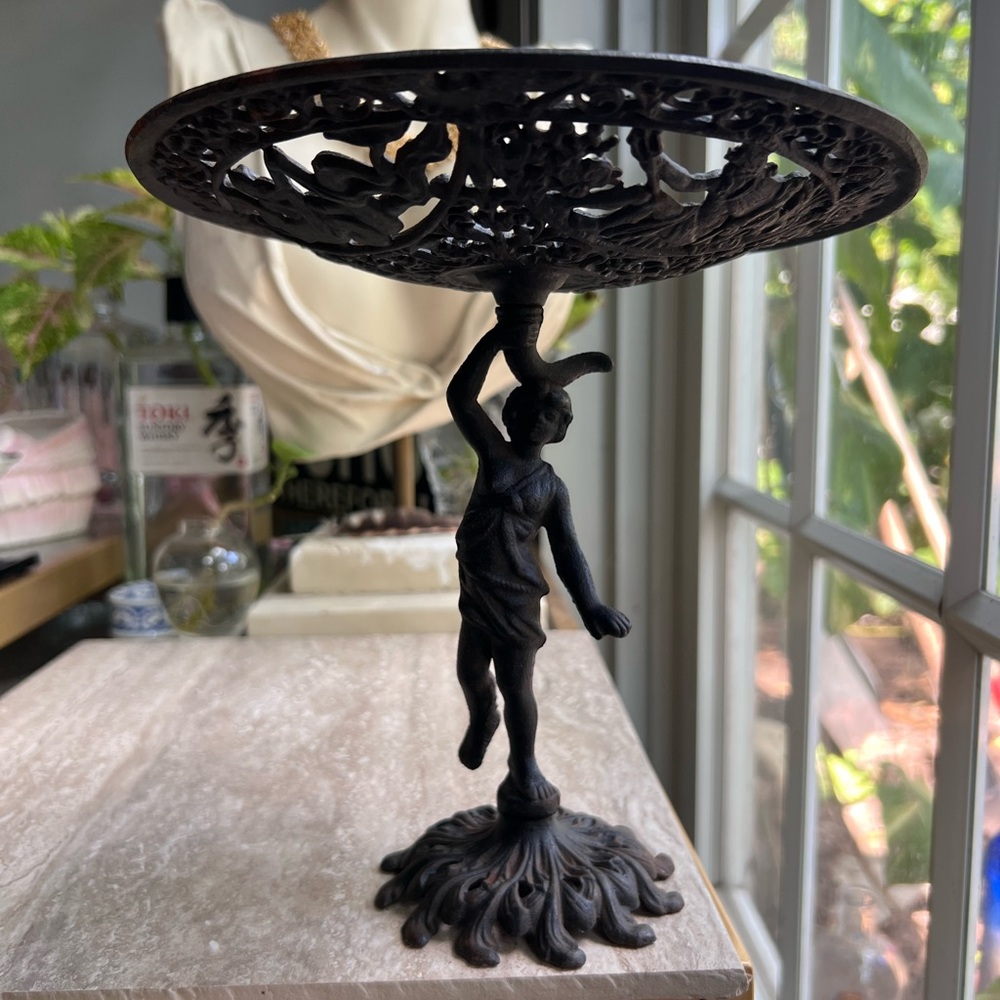 Lovely cast iron Decorative pedestal